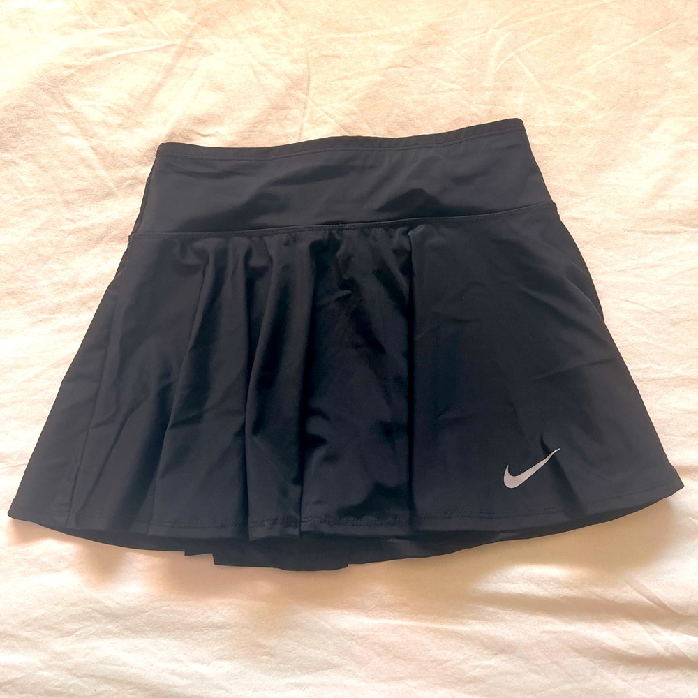 Nike pleated tennis skort
